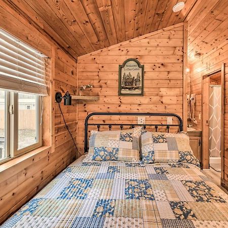 Beautiful New Bern Studio Cabin With Fire Pit! Exterior photo